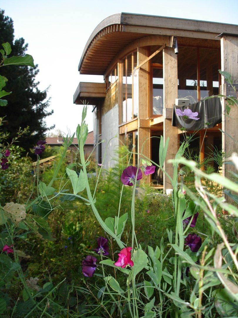 Strohballenhaus in Mol, Belgien