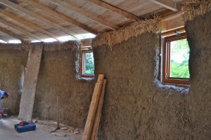 straw bale roundhouse workshop with straw bale insulated reciprocal roof