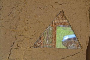 Lehmputz auf Strohballenwand - clayplaster / earth / COB on straw bale wall